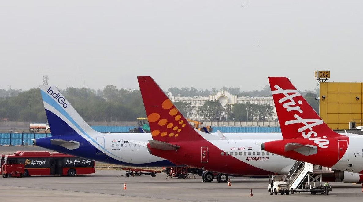 SOS Party Offsite flight booking international and domestic image SOS Party Offsite flight booking international and domestic image